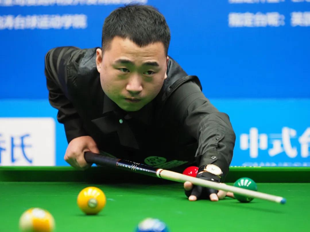 成绩并不容 成绩并不容